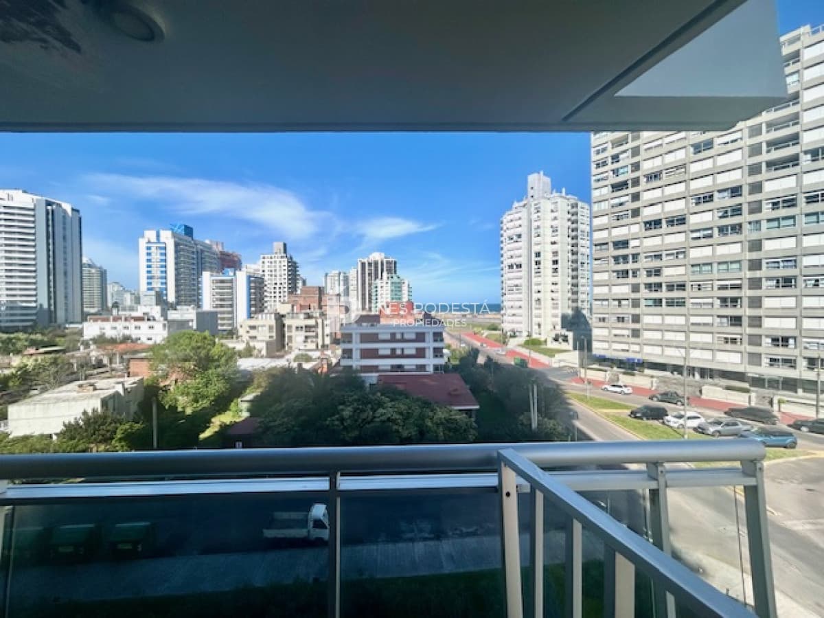 Apartamento ID.7397 - Venta departamento en  Brava,  2 Dormitorios.