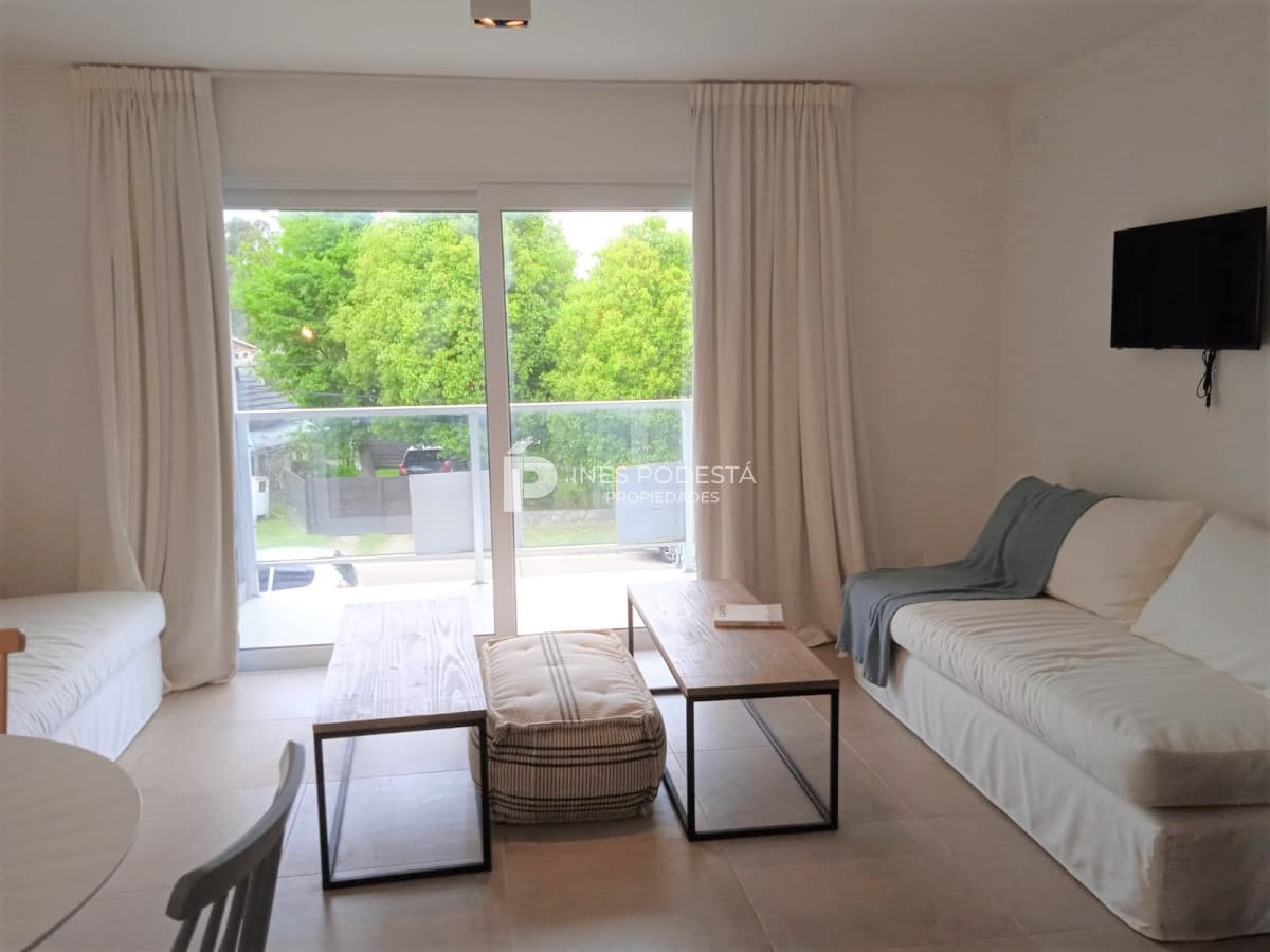 Apartamento ID.37156 - PINARES EN VENTA  1 dormitorio
