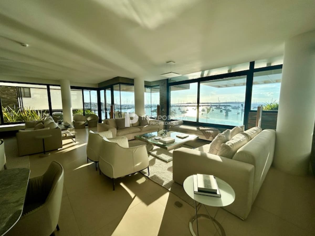 Apartamento ID.41378 - Venta Departamento con  4 suites