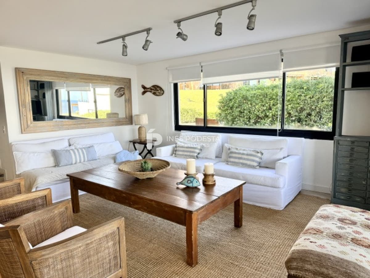 Apartamento ID.41222 - Venta  4 dormitorios y 3 baños