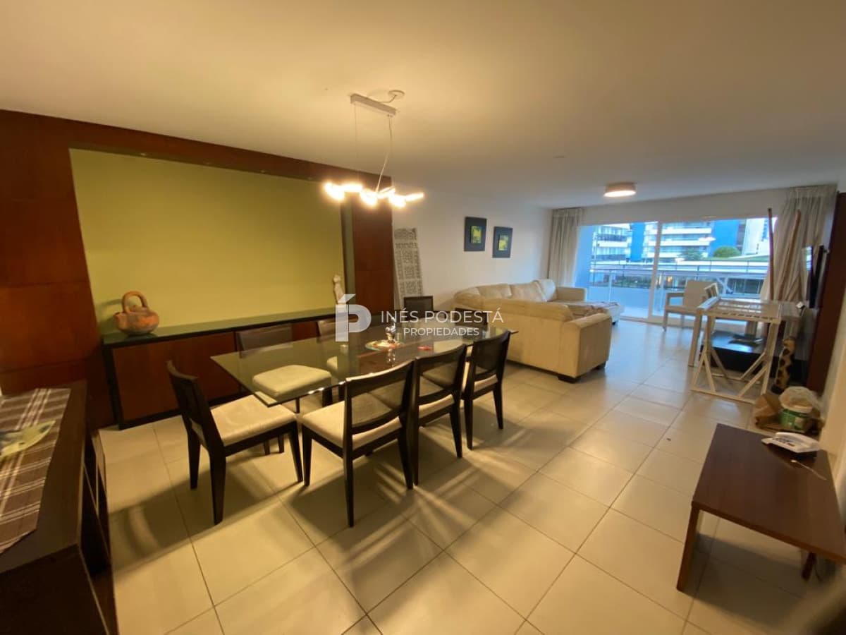 Apartamento ID.5119 - Apartamento en alquiler de temporada 3 dormitorios Punta del Este