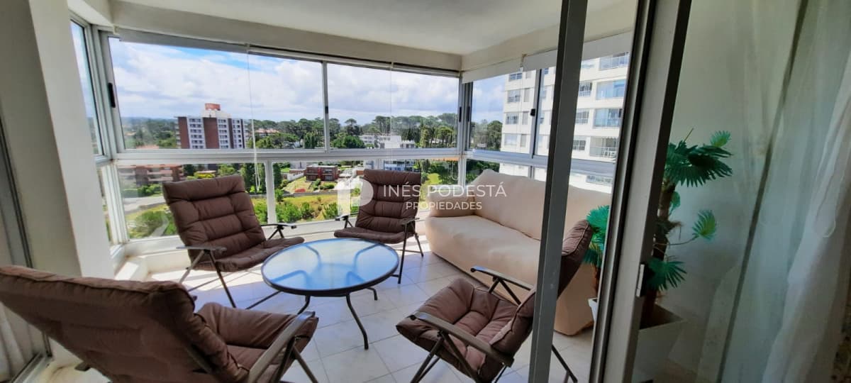 Apartamento en Alquiler y Venta 2 Dormitorios.