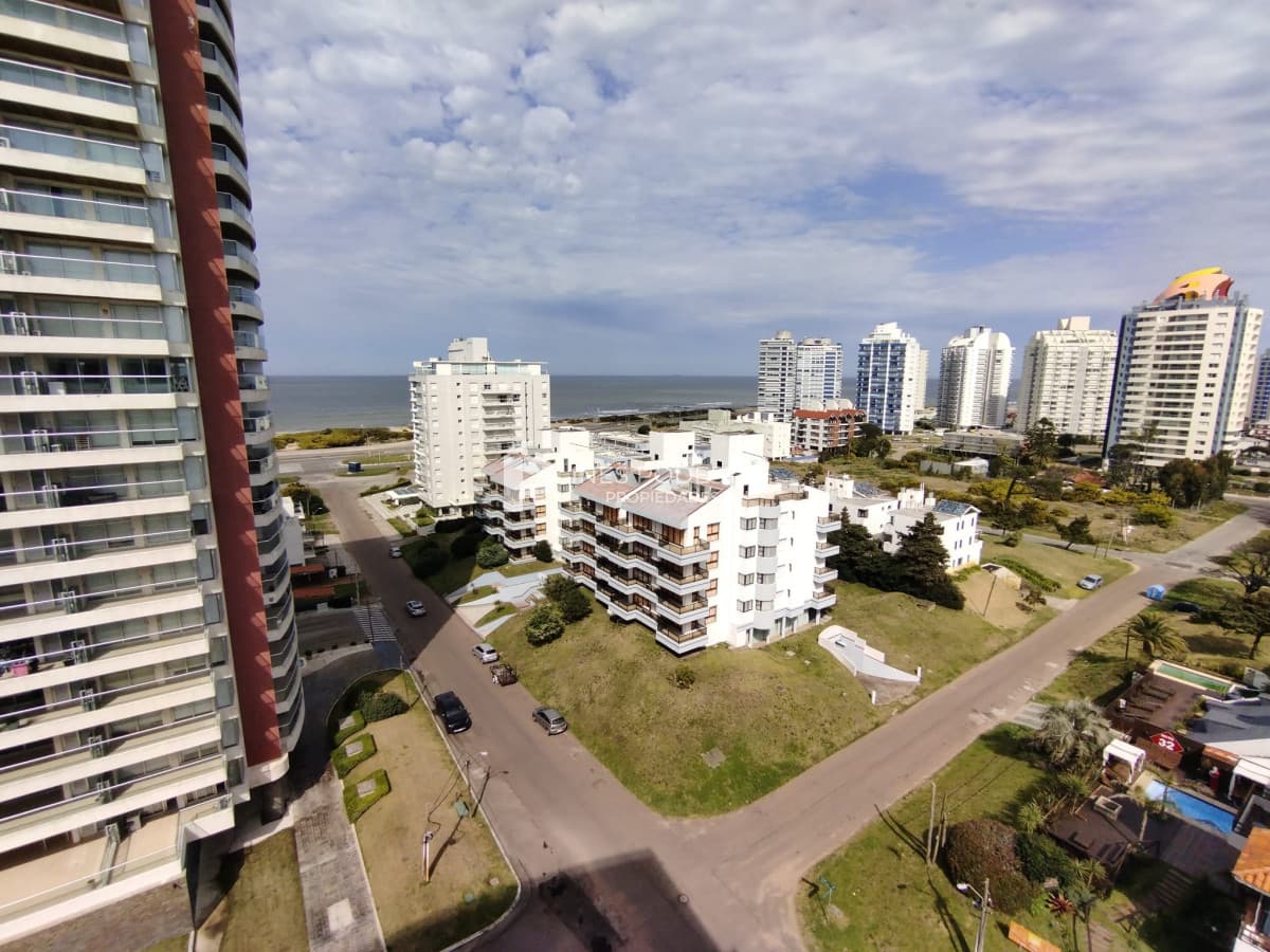 2 dormitorios a 1 cuadra del mar