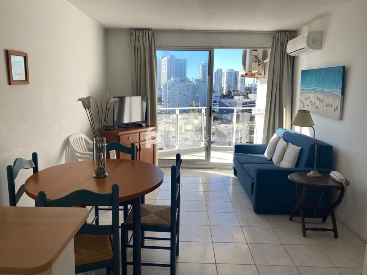 Apartamento en alquiler de 1 Dormitorio y medio