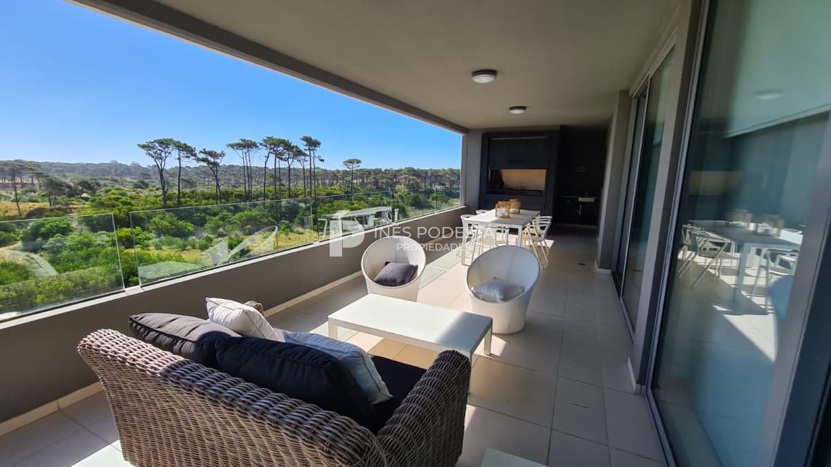 Apartamento ID.671 - Venta y alquiler apartamento 4 dormitorios en Brava