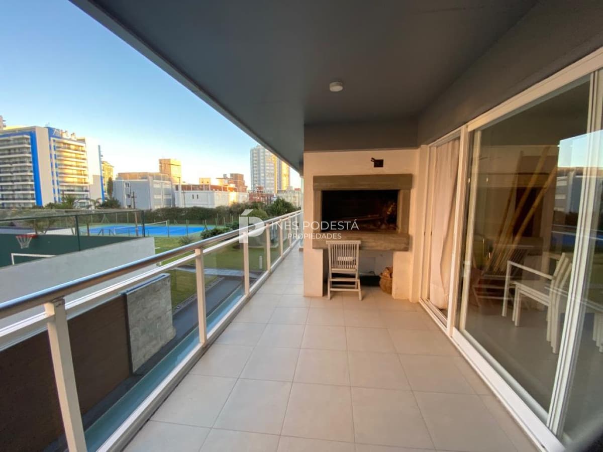 Apartamento ID.5119 - Apartamento en alquiler de temporada 3 dormitorios Punta del Este