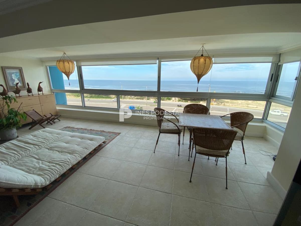 Apartamento ID.39750 - Venta 3 dormitorios y dependencia de servicio Brava