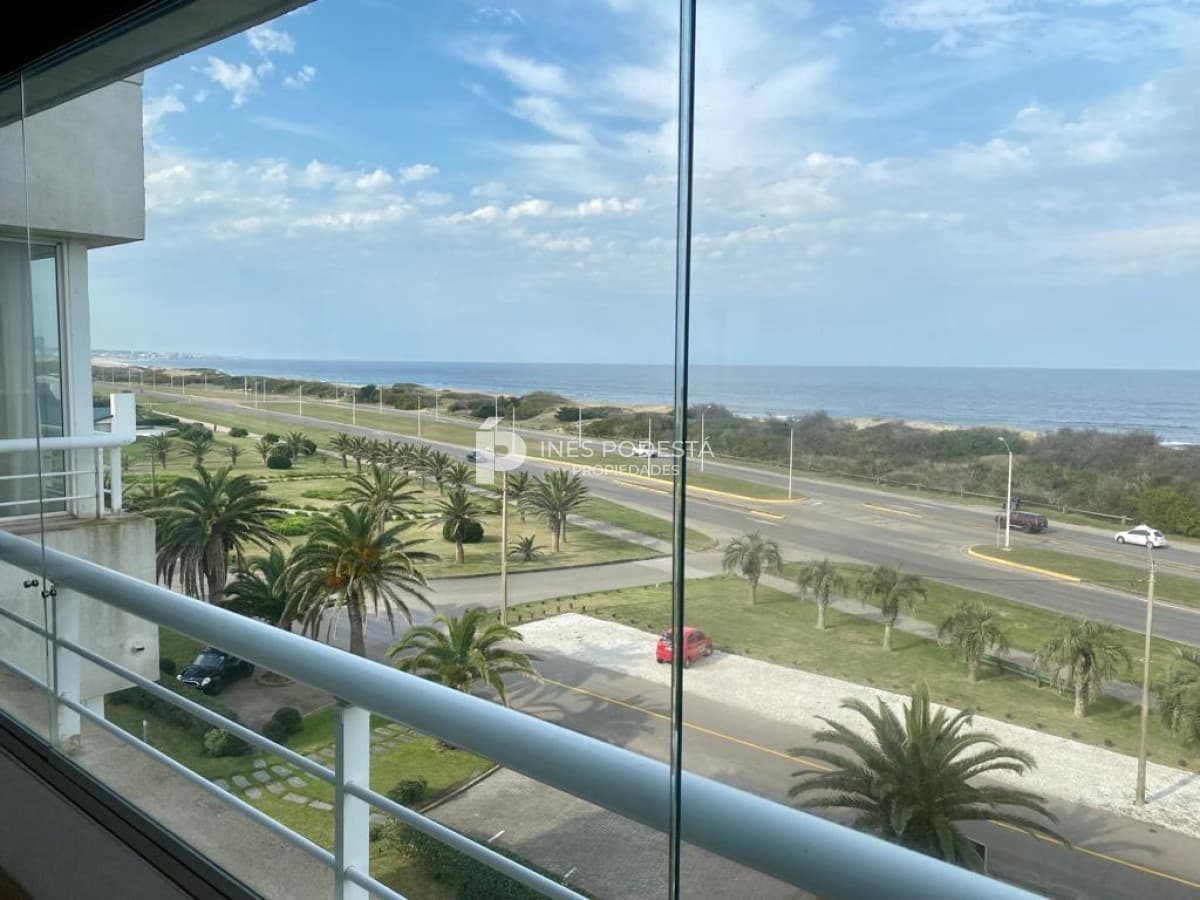 Apartamento en Alquiler 3 Dormitorios en Brava