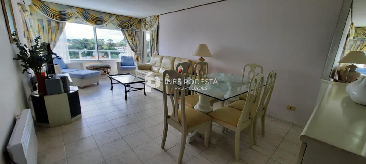 Apartamento en Alquiler y Venta 2 Dormitorios.