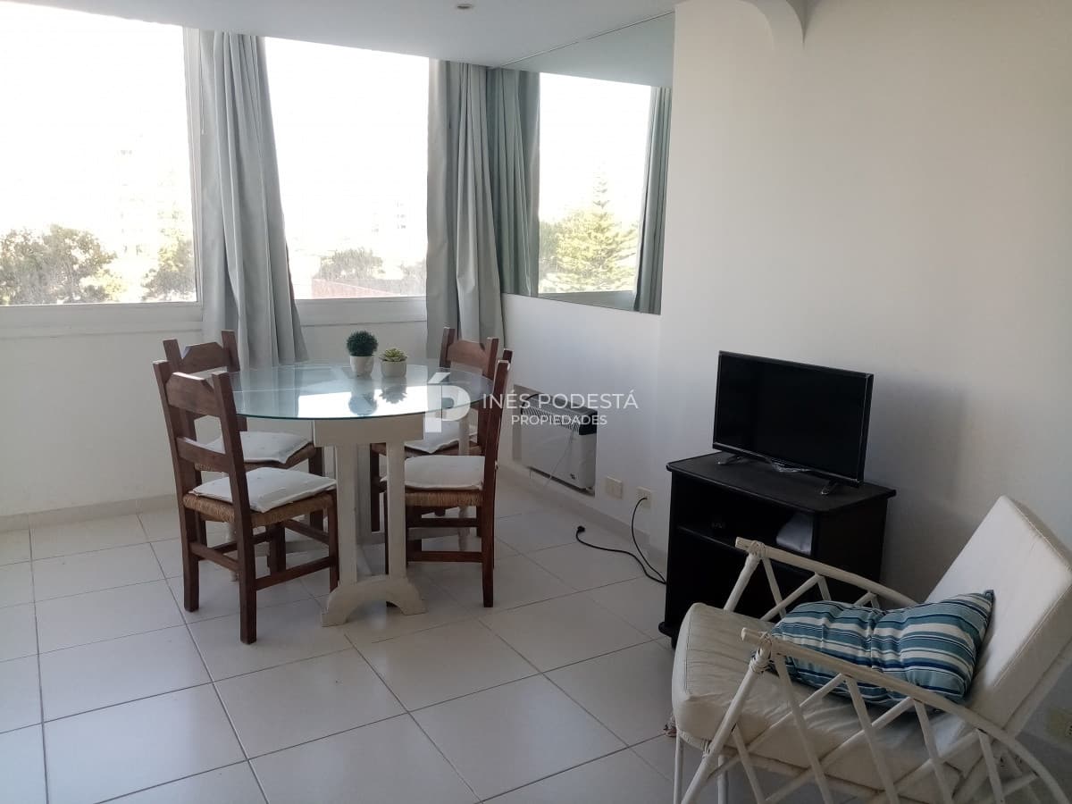 Apartamento en Alquiler, Mansa, Punta del Este, 1 Dormitorios.