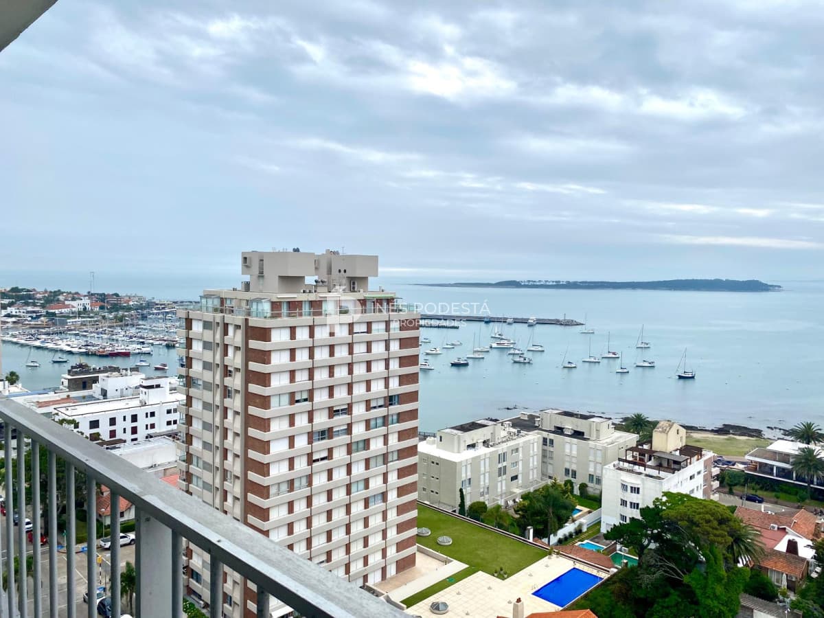 Alquiler departamento de 3 dormitorio en península