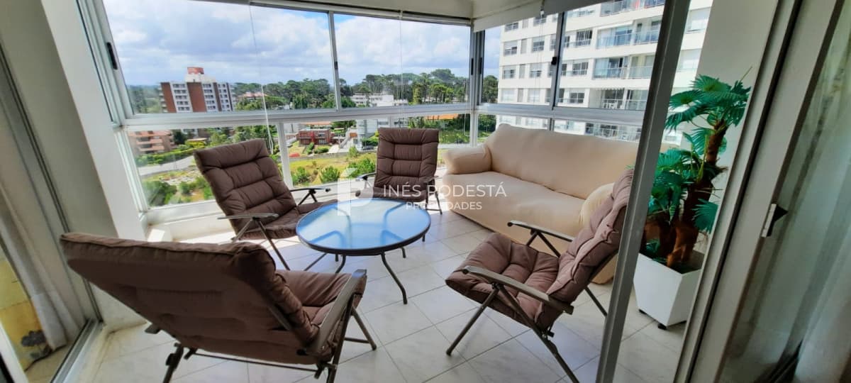 Apartamento en Alquiler y Venta 2 Dormitorios.