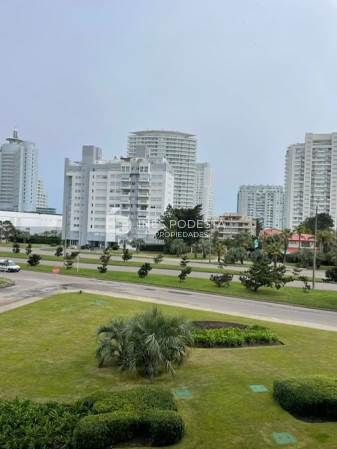 Apartamento en Venta en Mansa, Punta del Este, 3 Dormitorios