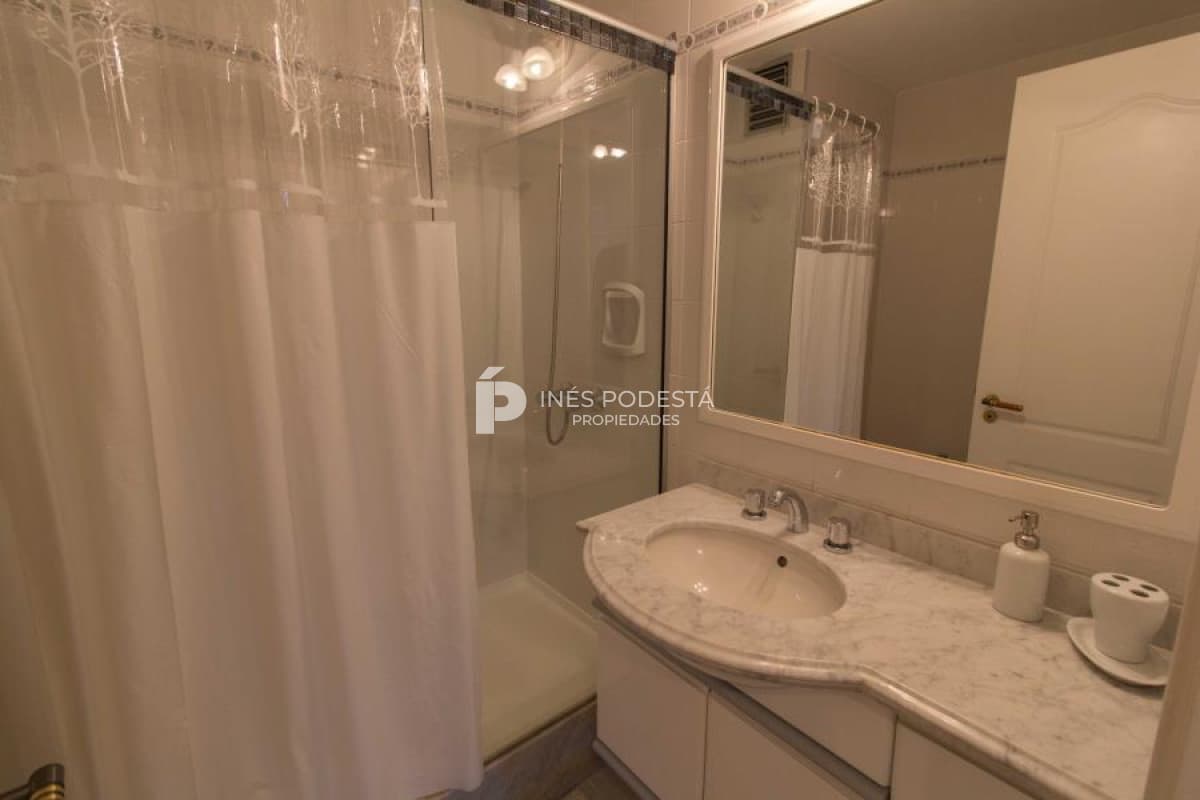 Apartamento en Alquiler, Mansa, Punta del Este, 2 Dormitorios.