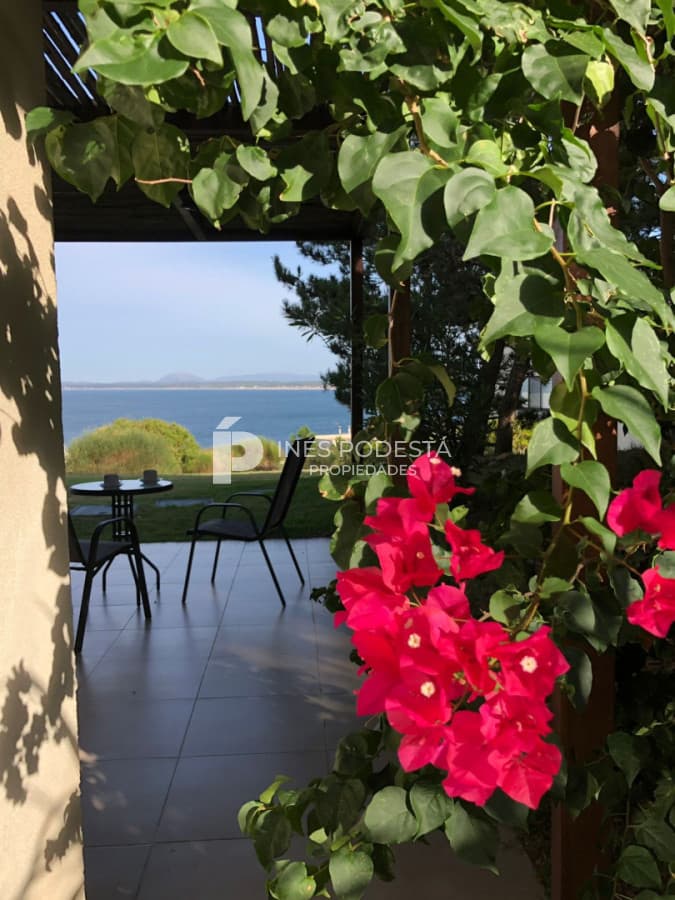 Apartamento en Alquiler Punta Ballena de 2 Dormitorios