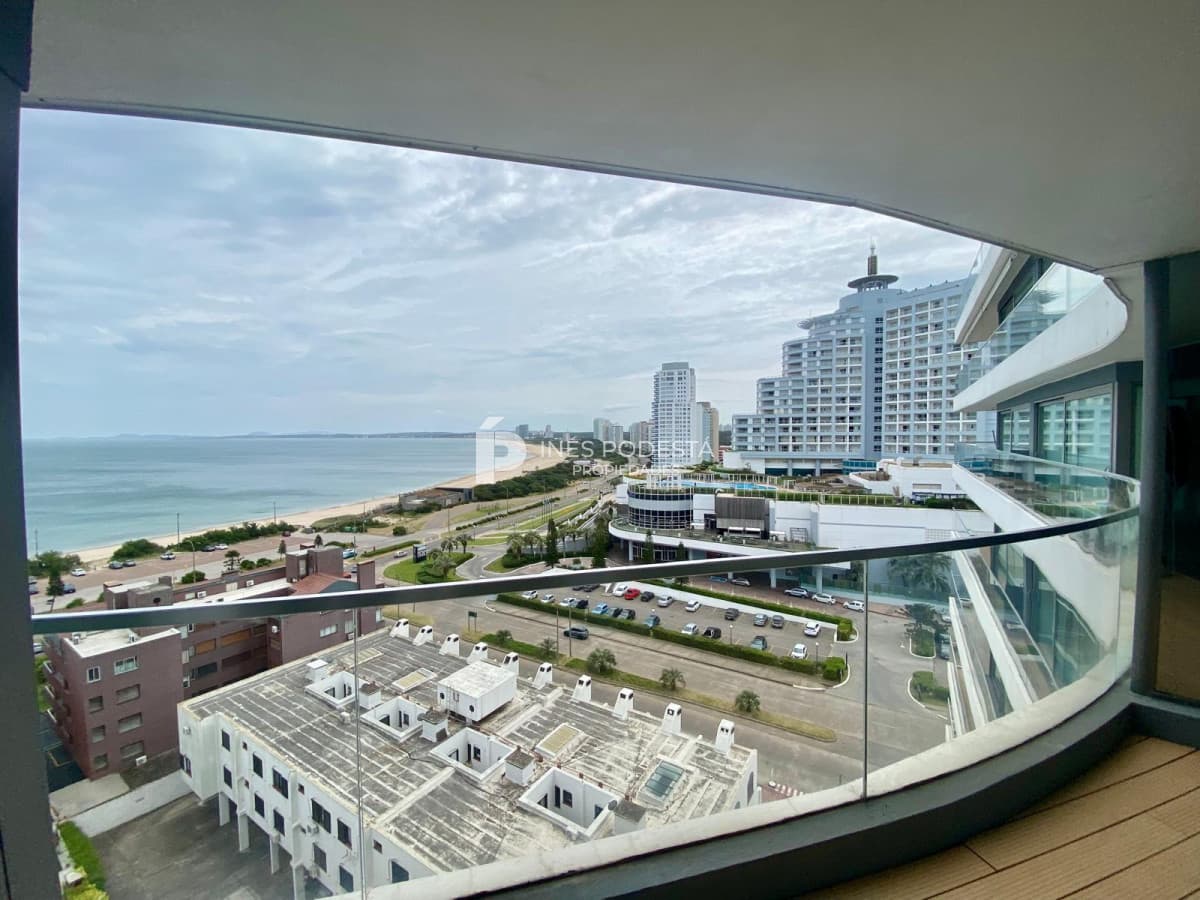 Apartamento ID.7472 - Apartamento en Venta 3 Dormitorios Punta del Este