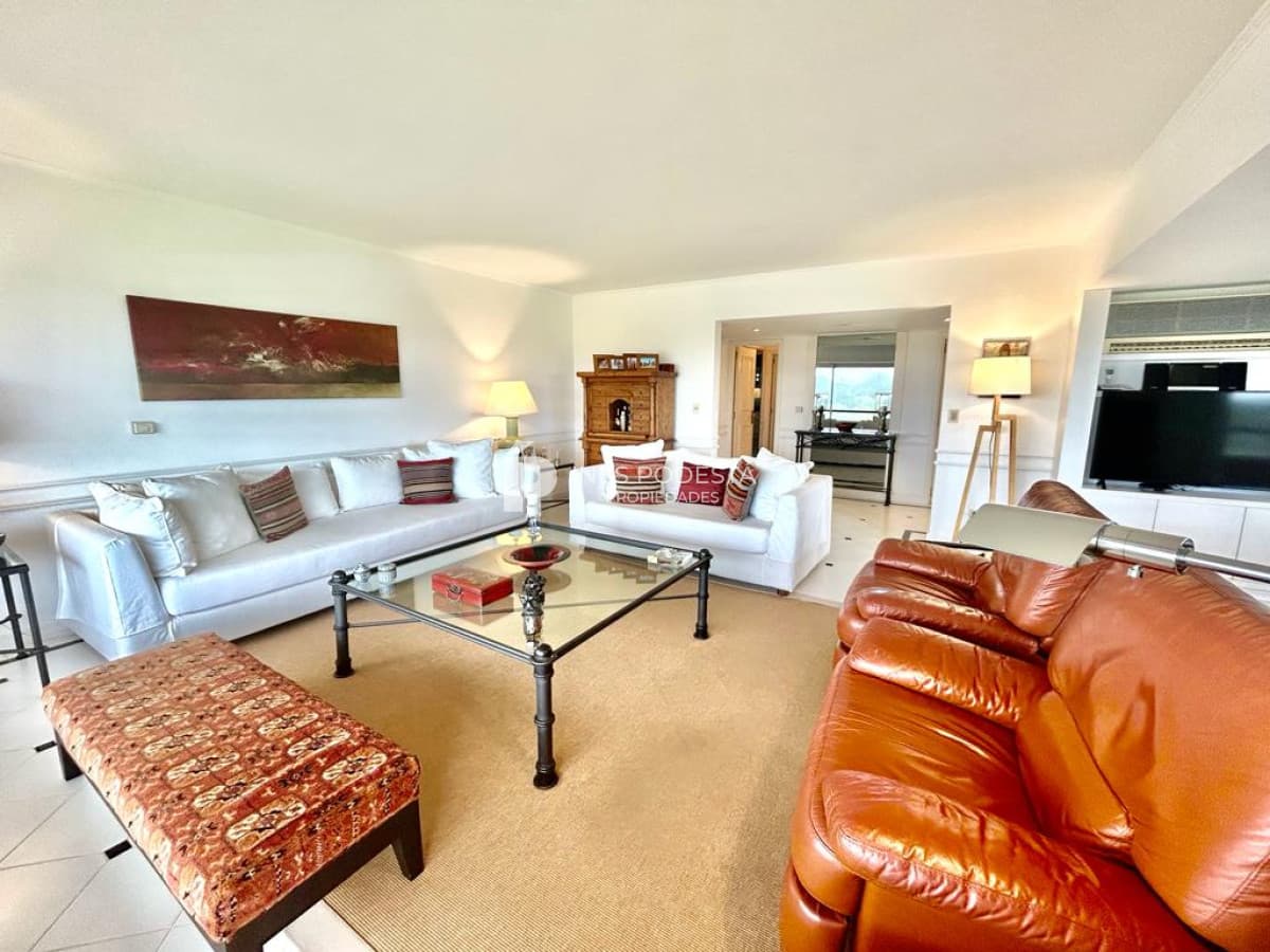 Alquiler en Brava con 4 suites! Frente al mar