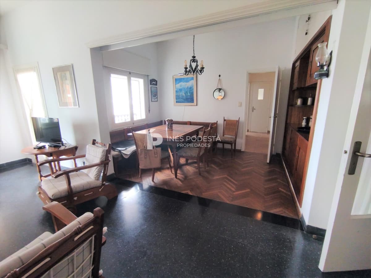 Apartamento en Alquiler, 2 Dormitorios.