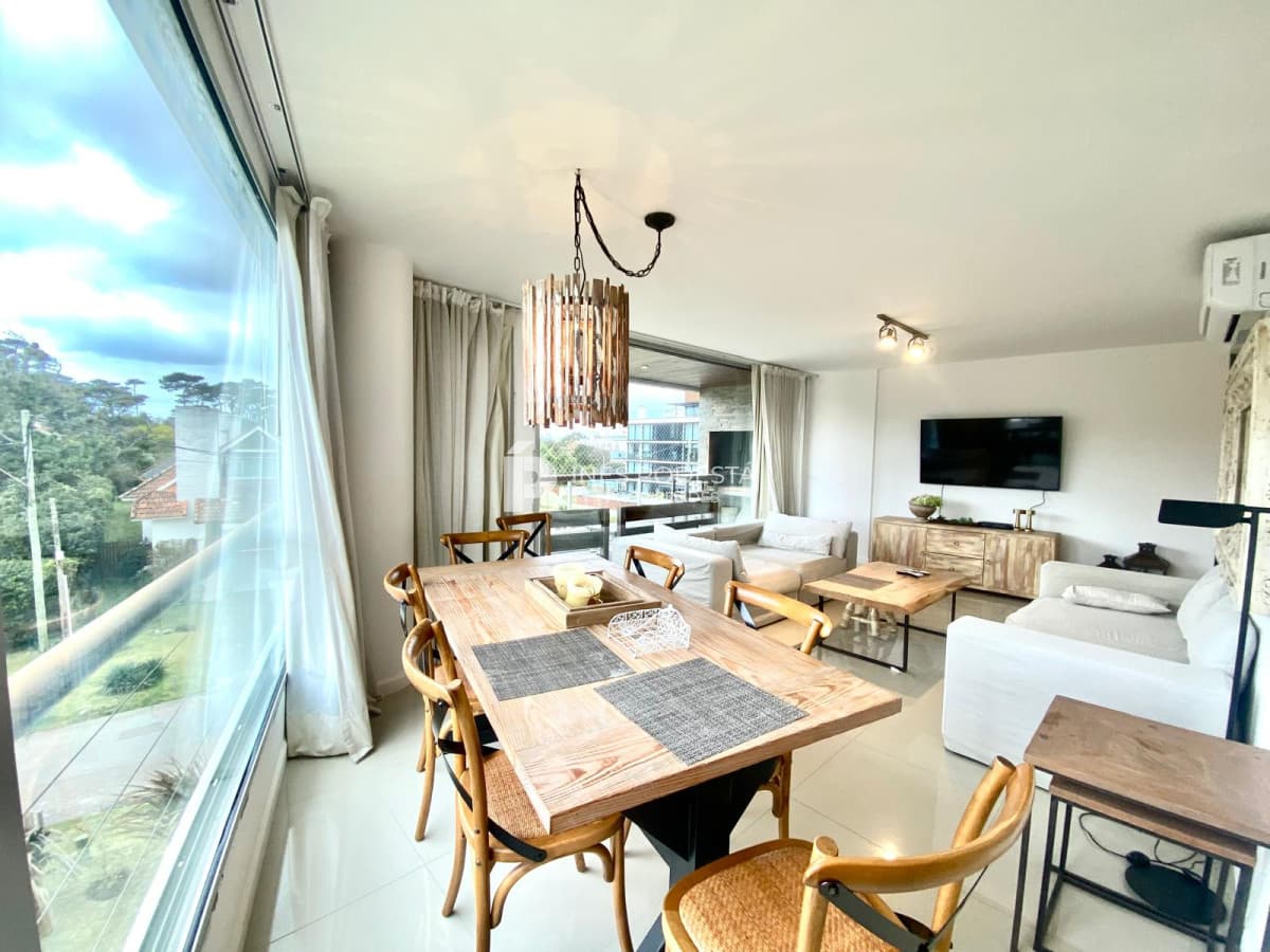 Apartamento en Alquiler, Mansa, Punta del Este, 2 Dormitorios.