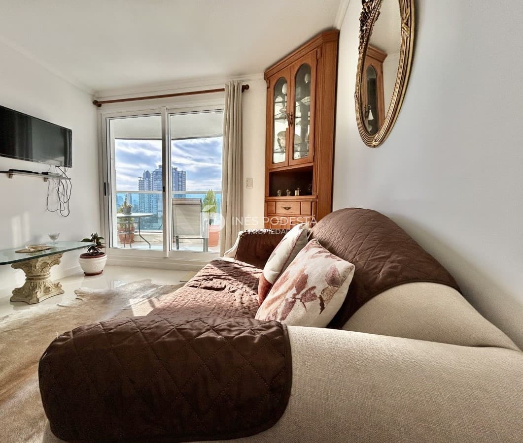 Apartamento ID.40663 - Venta de 2 suites más toilette