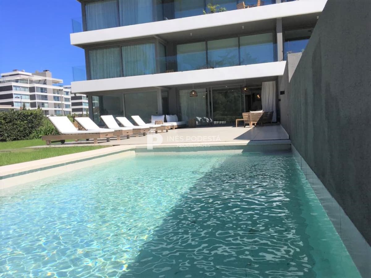 Apartamento ID.38262 - Tiburón terraza barra!!Excepcional planta baja con piscina propia.