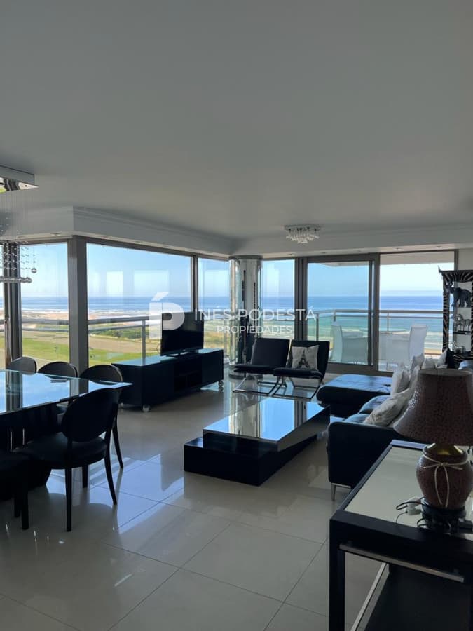 Apartamento ID.5169 - Apartamento en Venta , Brava, Punta del Este, 3 Dormitorios + dependencia