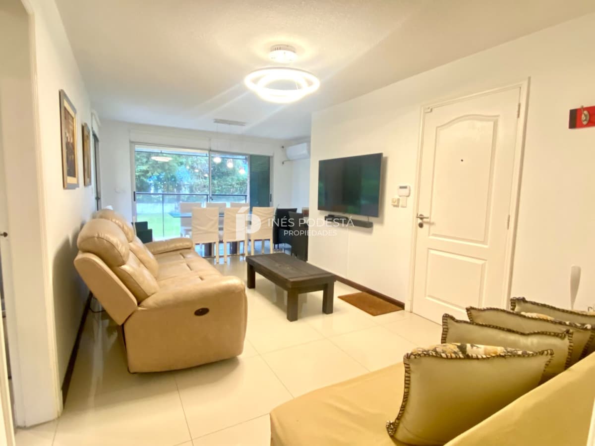 Apartamento ID.42269 - Venta y alquiler 2 dormitorios y 2 baños