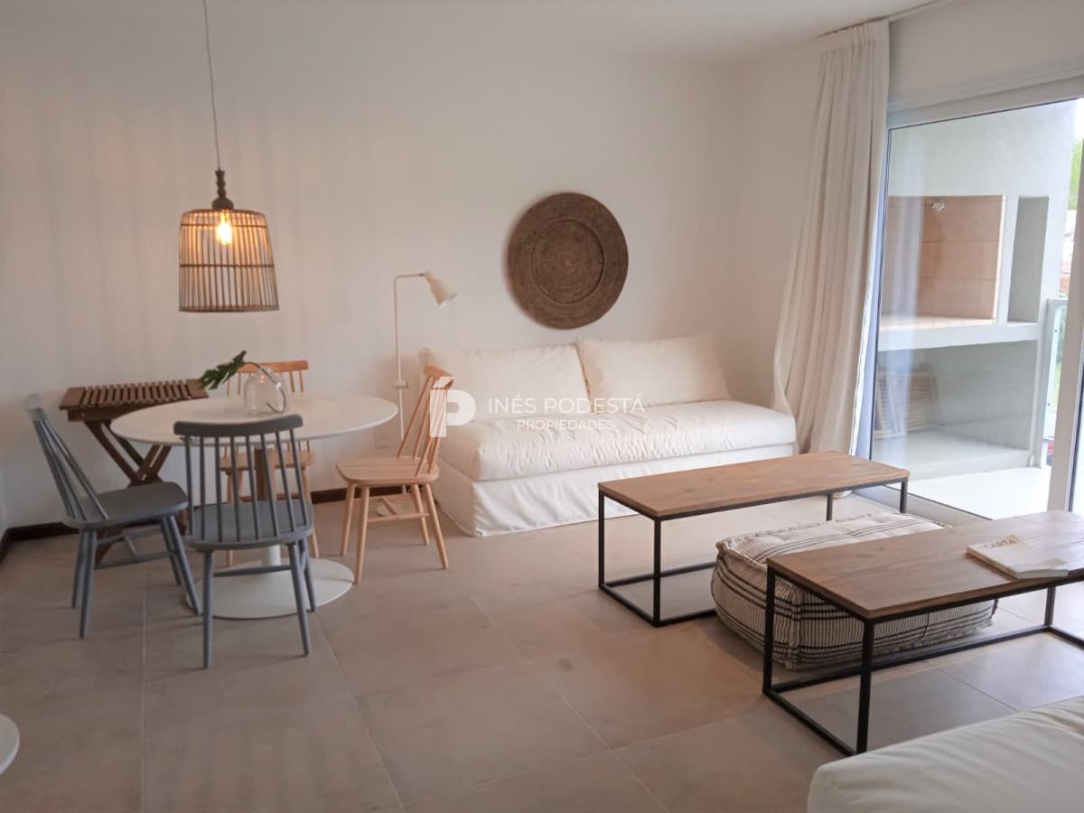 Apartamento ID.37156 - PINARES EN VENTA  1 dormitorio