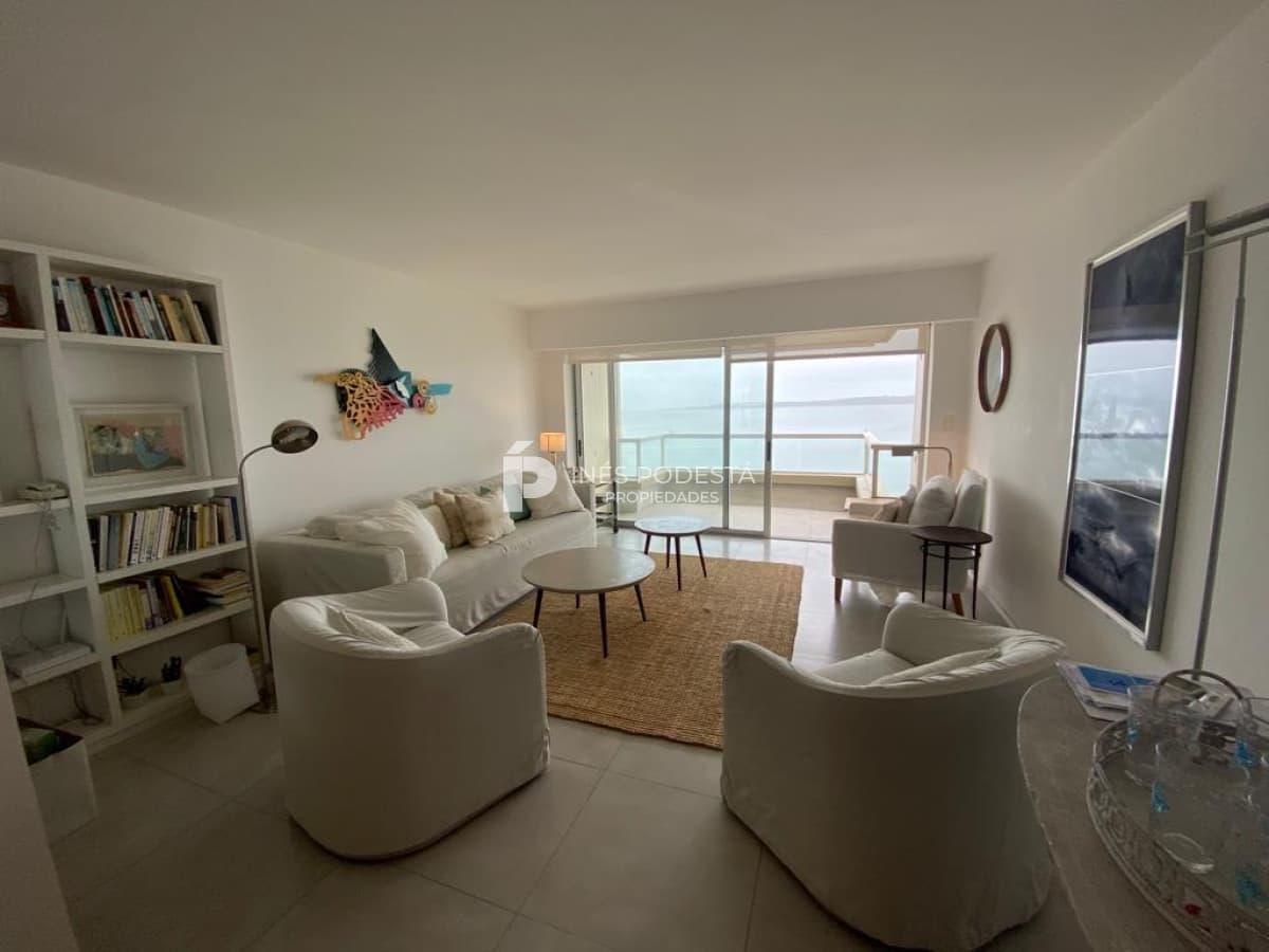 Apartamento en Alquiler Mansa 3 Dormitorios