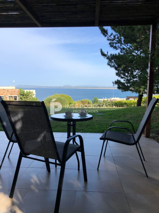 Apartamento en Alquiler Punta Ballena de 2 Dormitorios