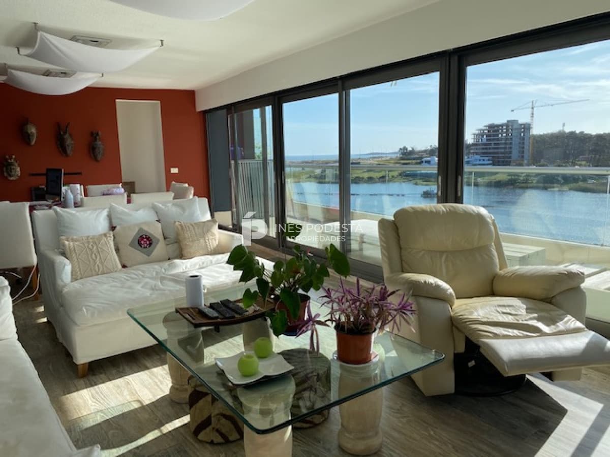 Apartamento ID.37306 - Venta Pent House 4 dormitorios Punta del Este