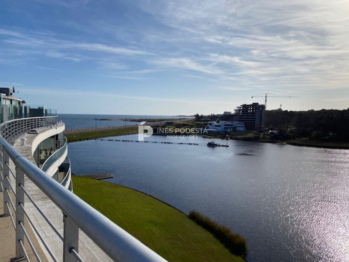 Apartamento ID.37306 - Venta Pent House 4 dormitorios Punta del Este
