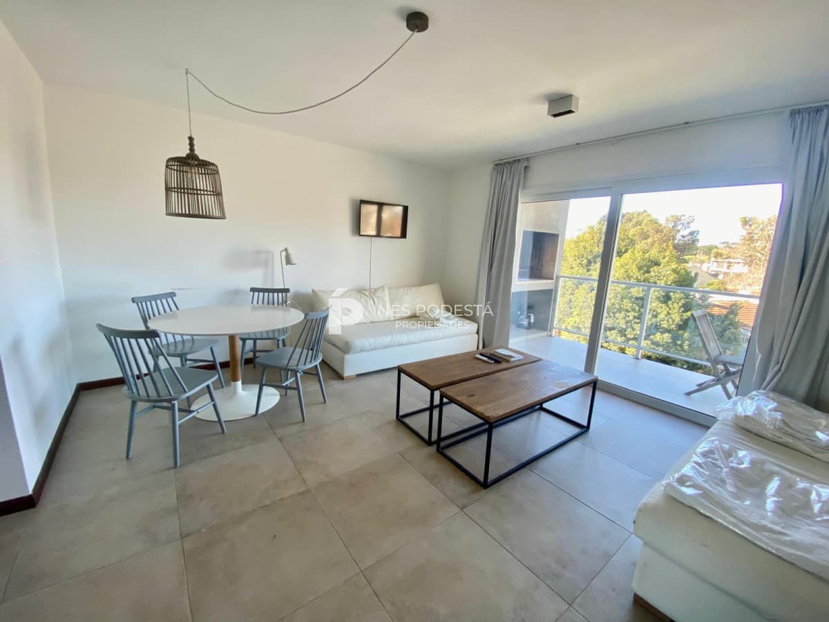Mansa apartamento en alquiler de 1 dormitorio y 1 baño