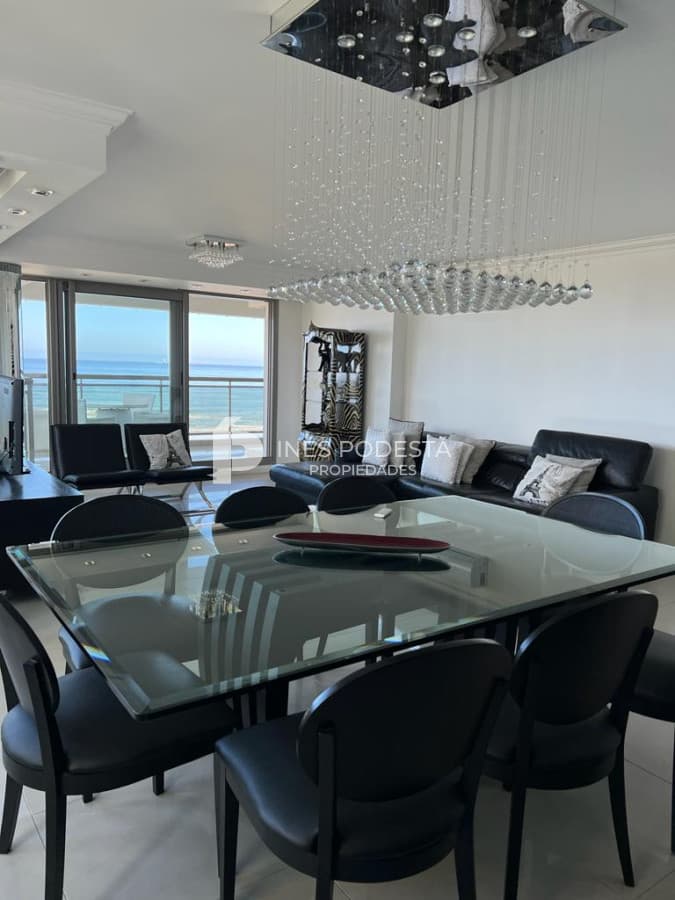 Apartamento ID.5169 - Apartamento en Venta , Brava, Punta del Este, 3 Dormitorios + dependencia