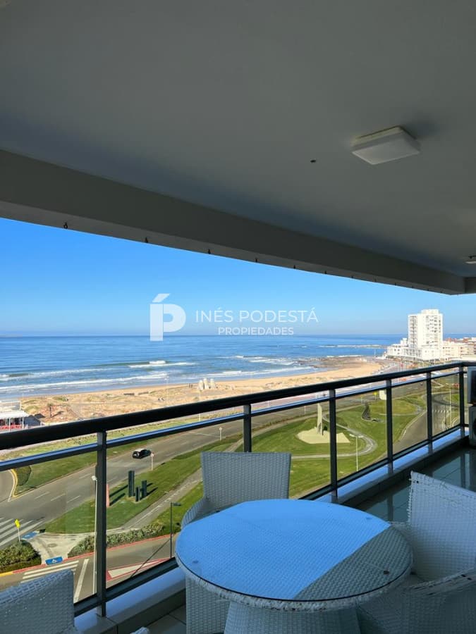 Apartamento ID.5169 - Apartamento en Venta , Brava, Punta del Este, 3 Dormitorios + dependencia