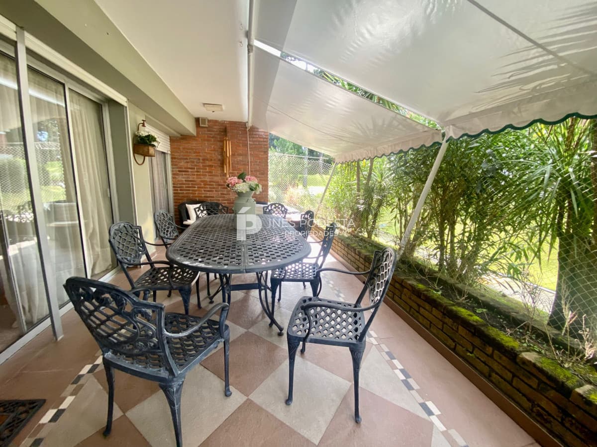 Apartamento ID.41634 - Venta departamento 4 dormitorios en mansa