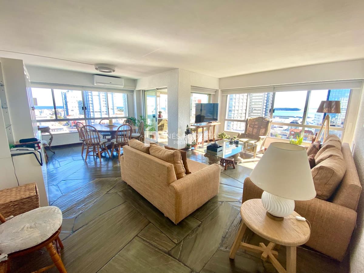 Apartamento ID.41418 - Venta Península 3 dormitorios y 3 baños