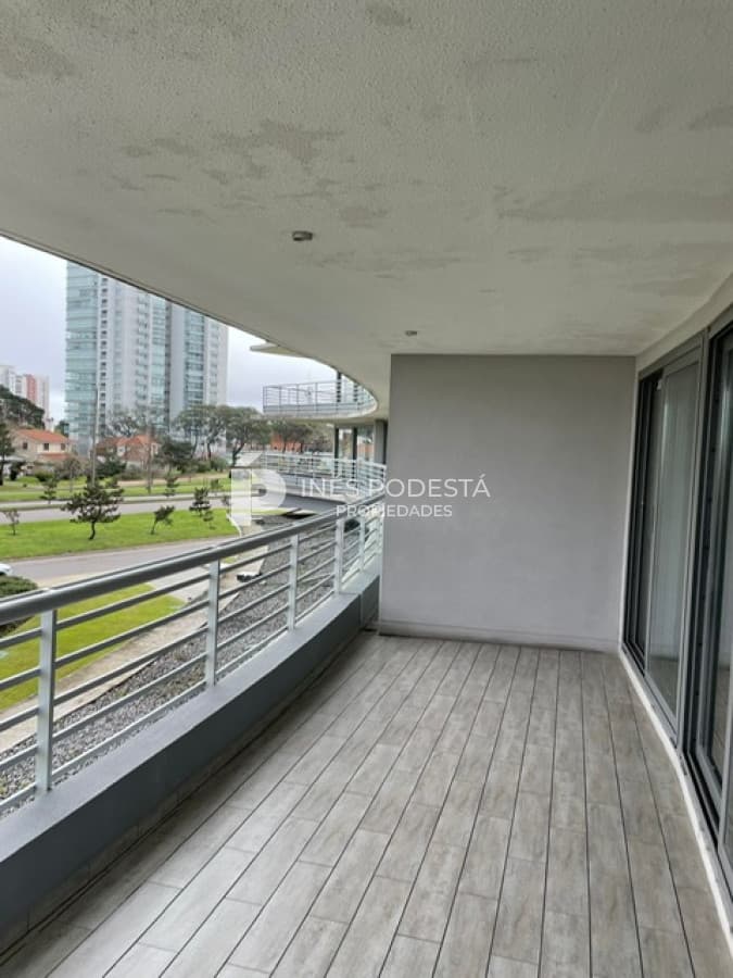 Apartamento en Venta en Mansa, Punta del Este, 3 Dormitorios