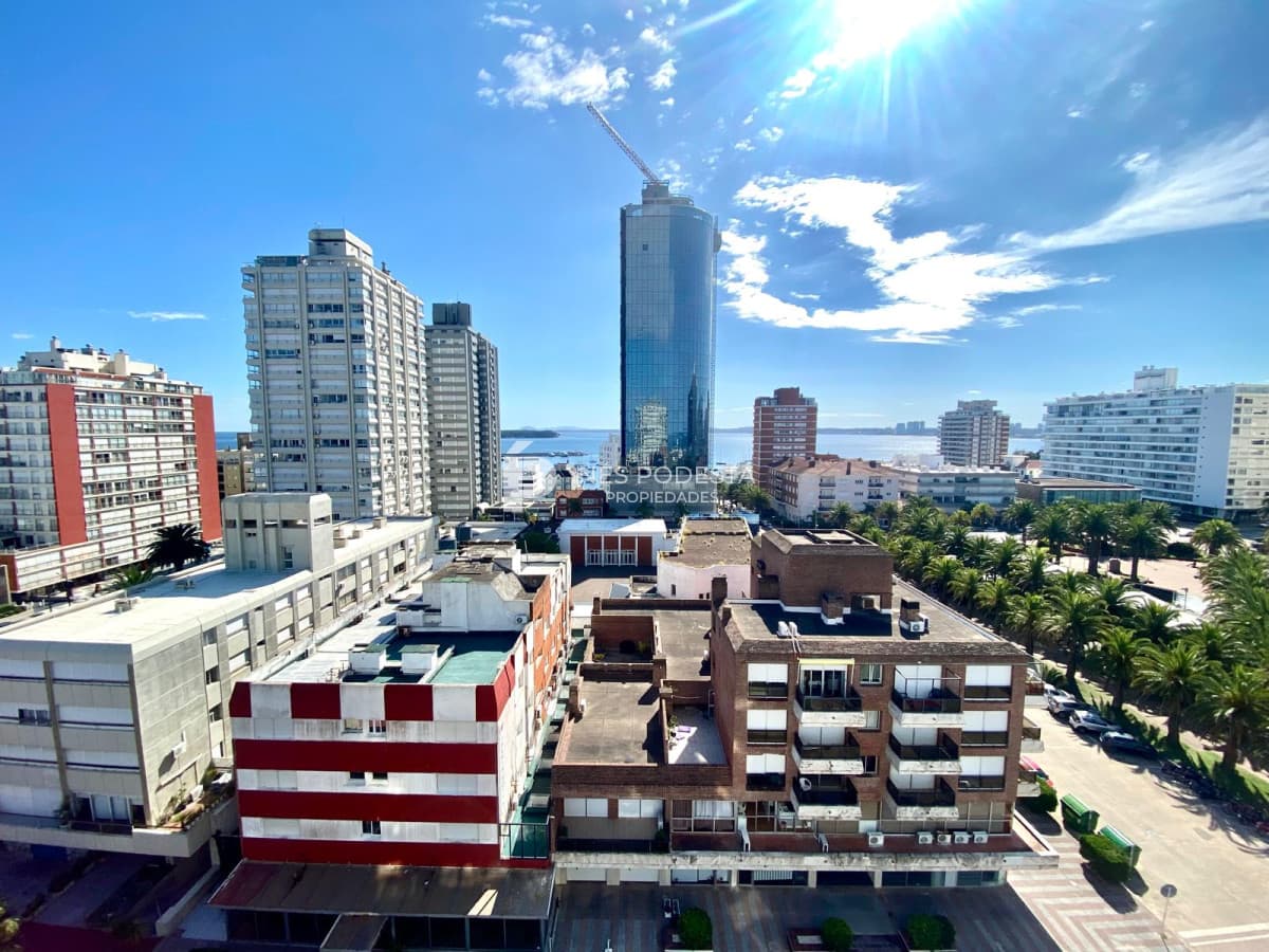 Apartamento ID.41418 - Venta Península 3 dormitorios y 3 baños