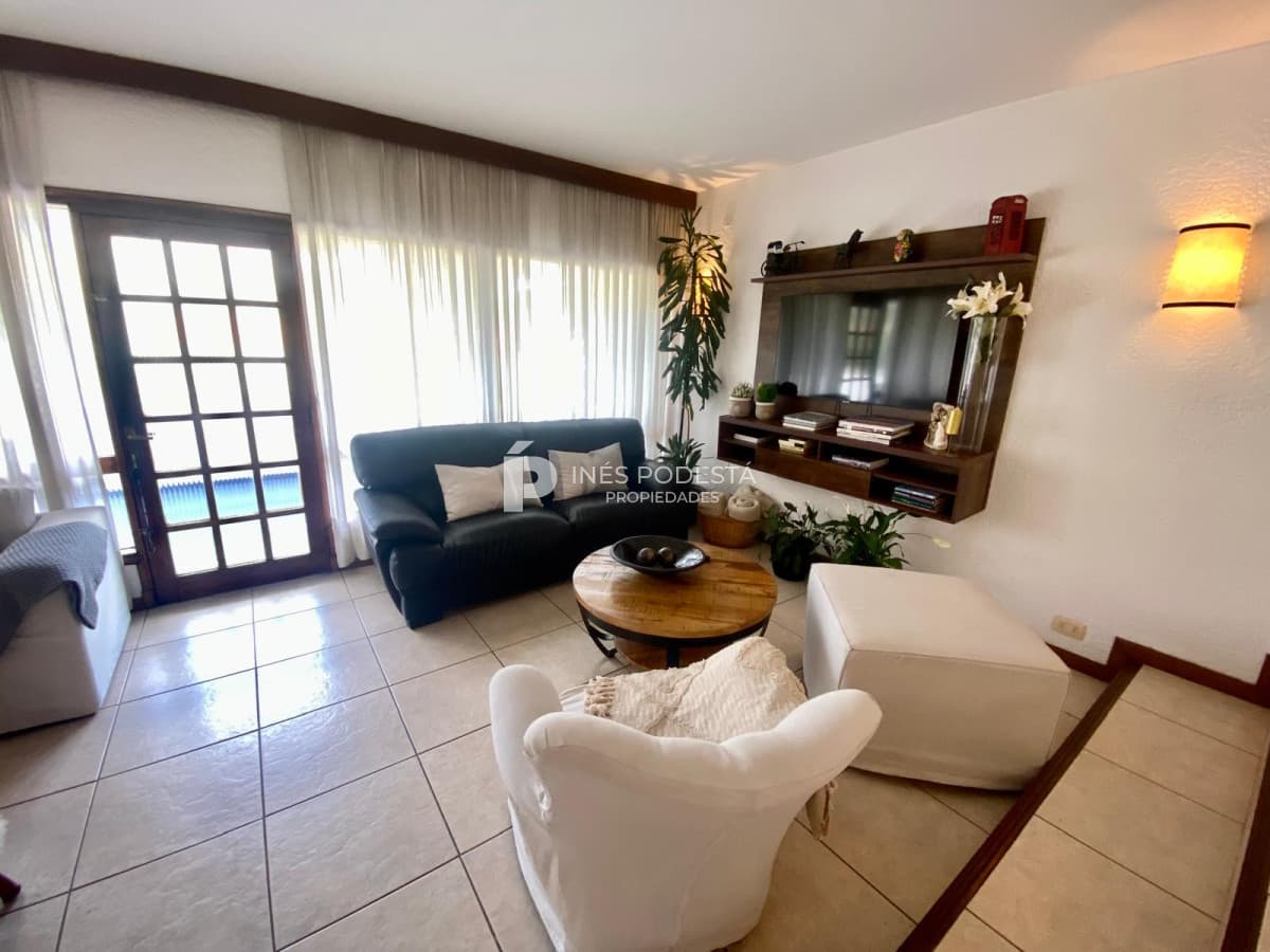 Casa en Mansa alquiler de temporada 4 dormitorios con piscina