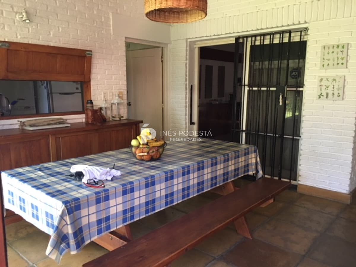 Casa en Mansa de 3 dormitorios en alquiler de temporada
