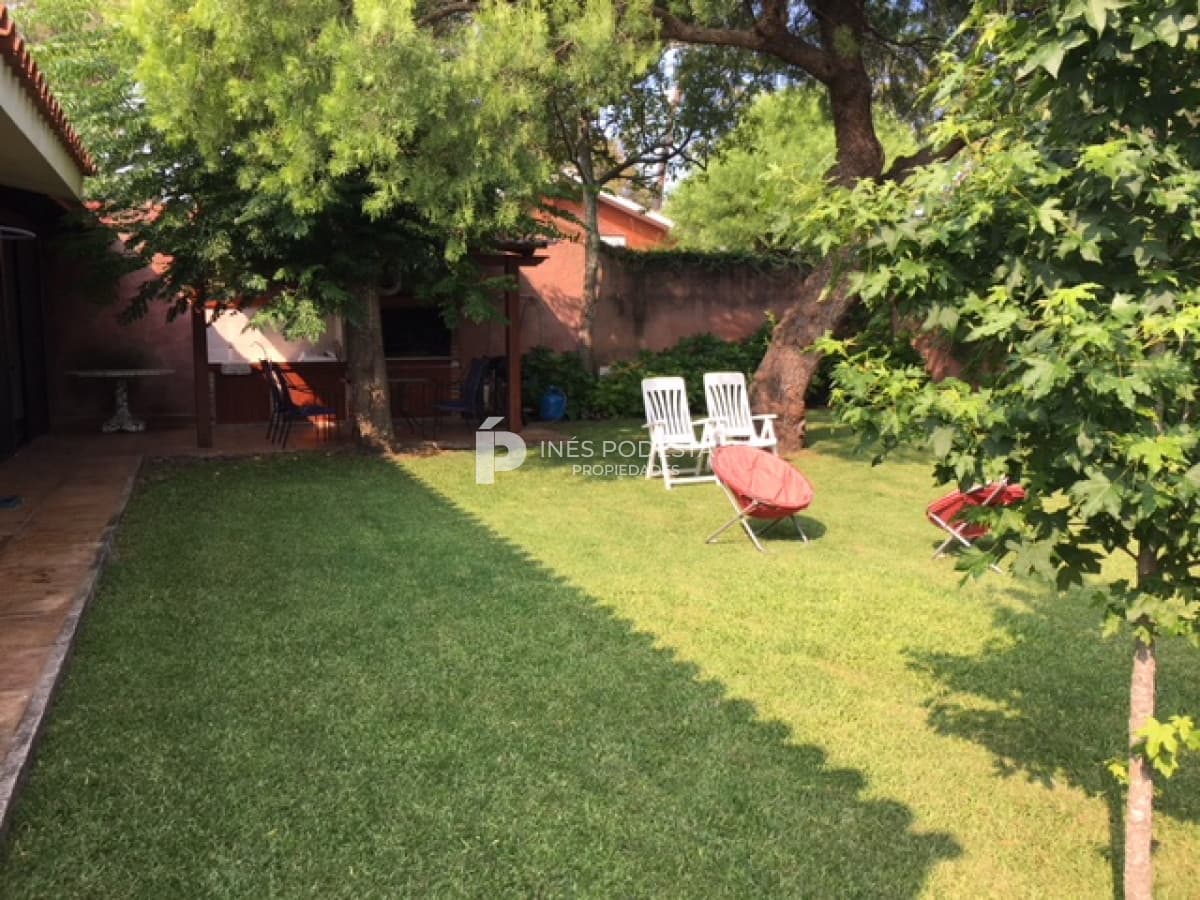 Casa en Mansa de 3 dormitorios en alquiler de temporada