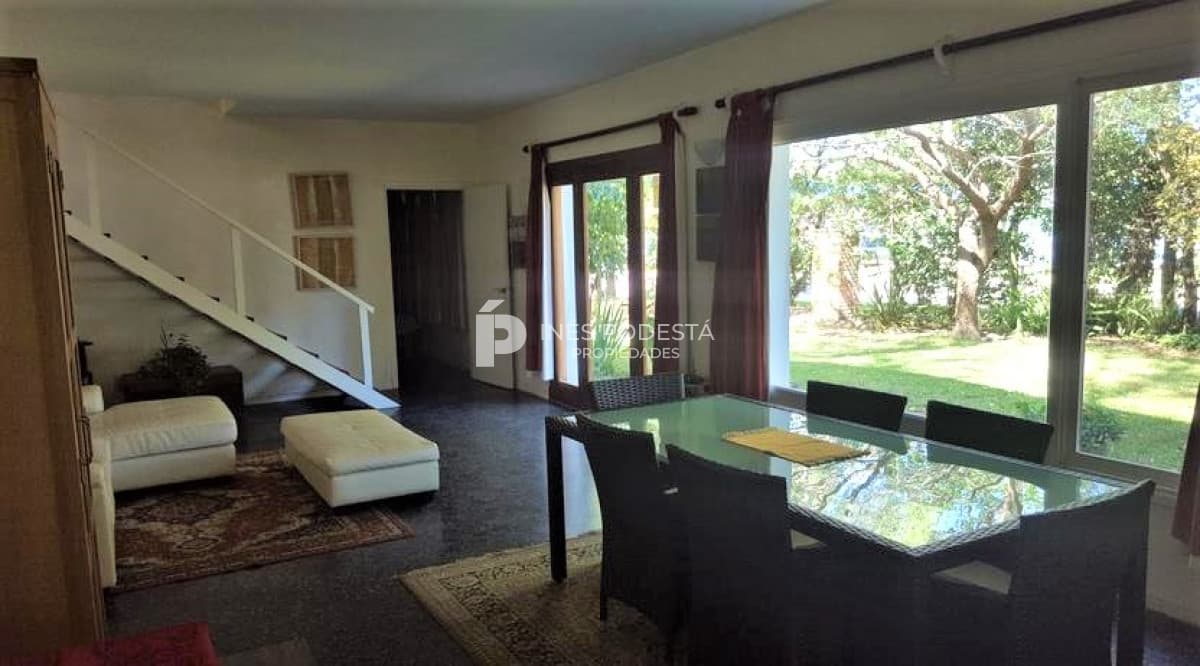 Casa con piscina