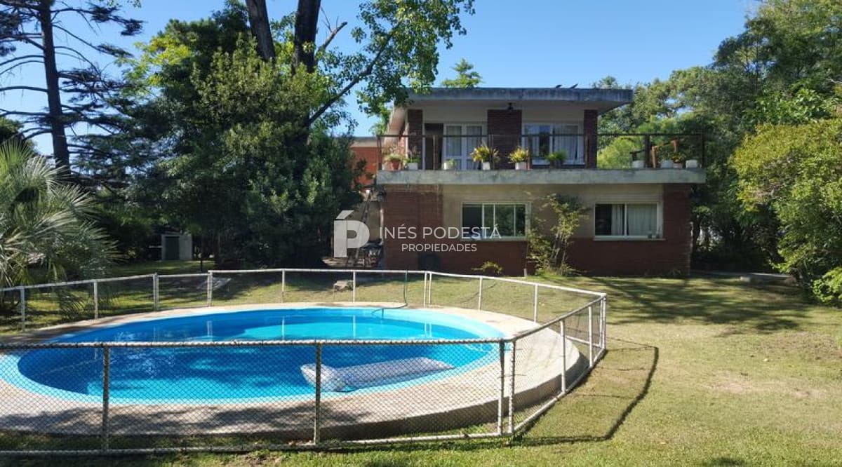 Casa con piscina