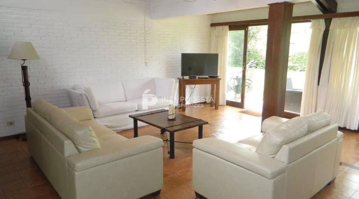 Casa ID.757 - Casa de 4 dormitorios