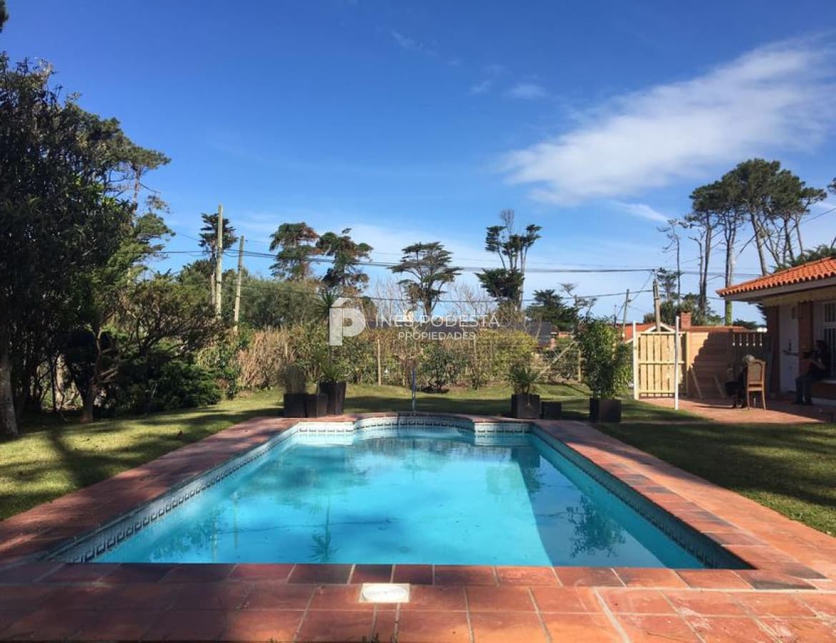 Casa en alquiler de 3 dormitorios Punta del Este