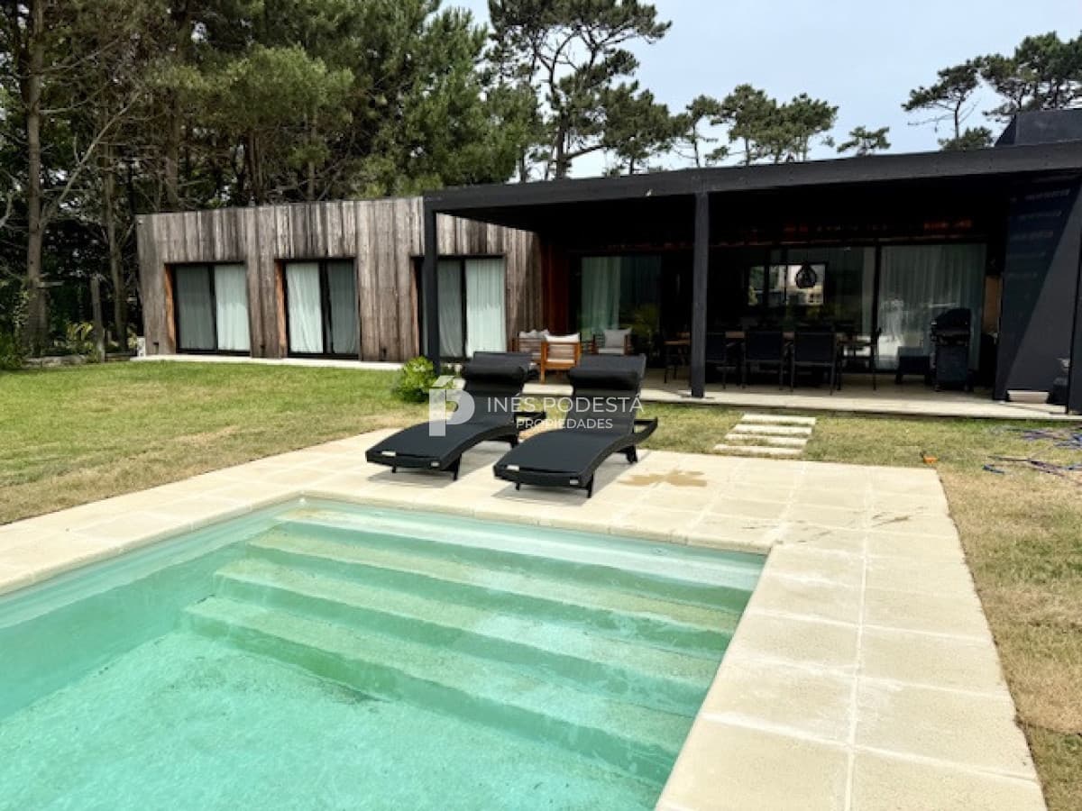 Alquiler en San Rafael barrio privado 3 dormitorios Punta del Este