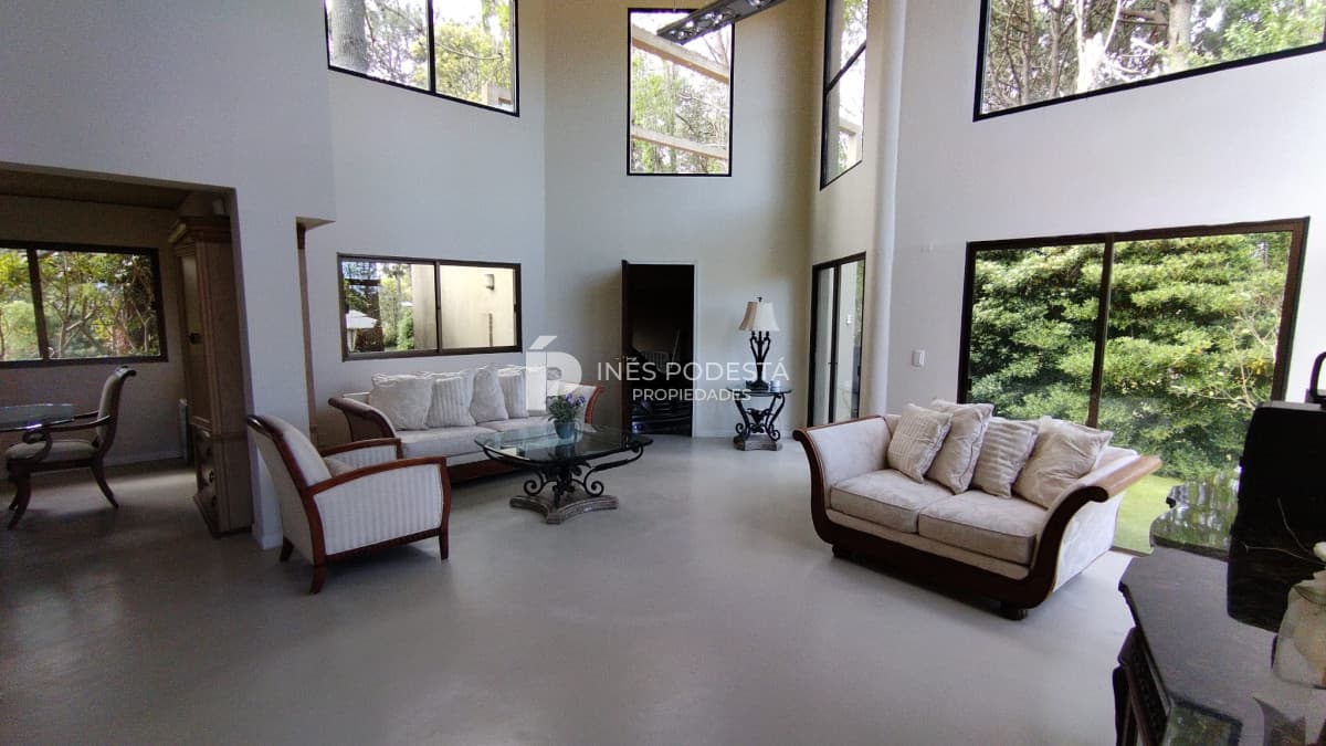 Alquiler casa 5 dormitorios| Rincón del Indio| Punta del Este