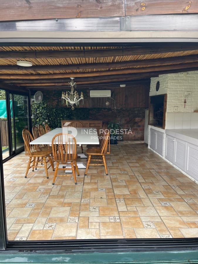 Alquiler San Rafael 4 dormitorios y piscina climatizada
