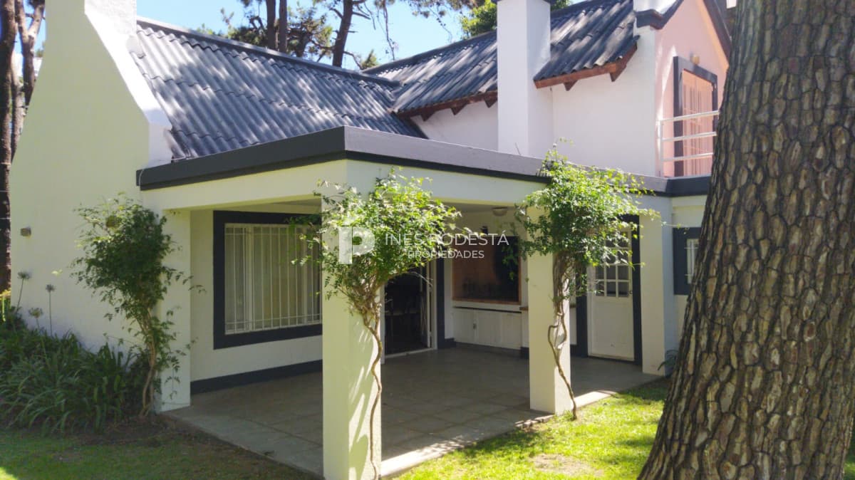 Casa ID.5121 - Casa en Venta Aidy Grill Brava Punta del Este